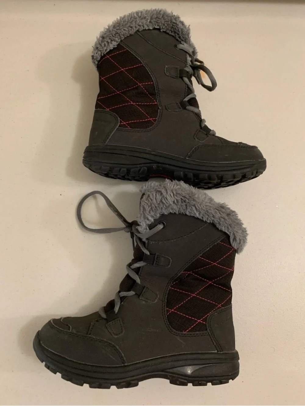 Columbia Ice Maiden Winter Snow Boots Youth Size 1 Black Quilted Faux Fur Pink
